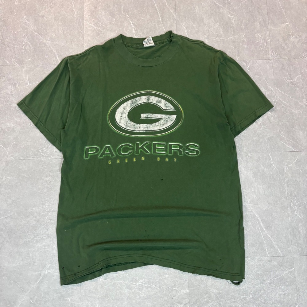 Vintage True Fan Green Bay Packers T Shirt Mens Large Distressed Green NFL Tee